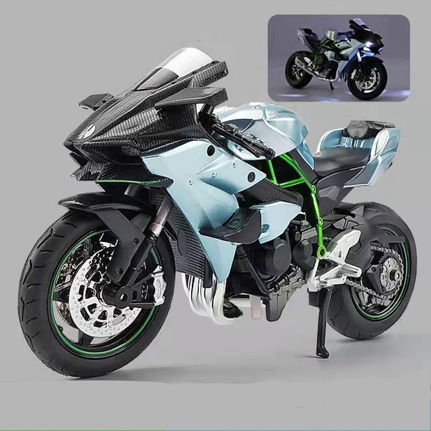 A True Icon, Miniaturized — Kawasaki H2R Model You Can’t Resist