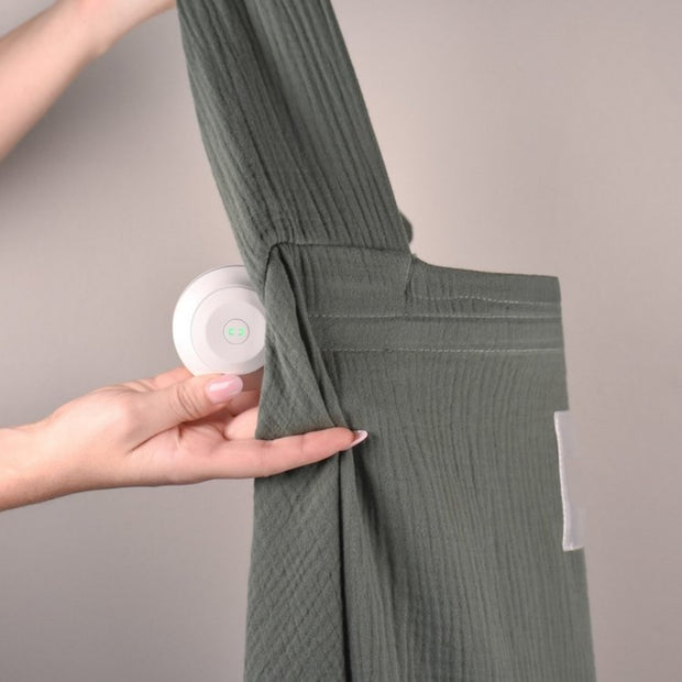 Built-in fan breastfeeding cooling cover