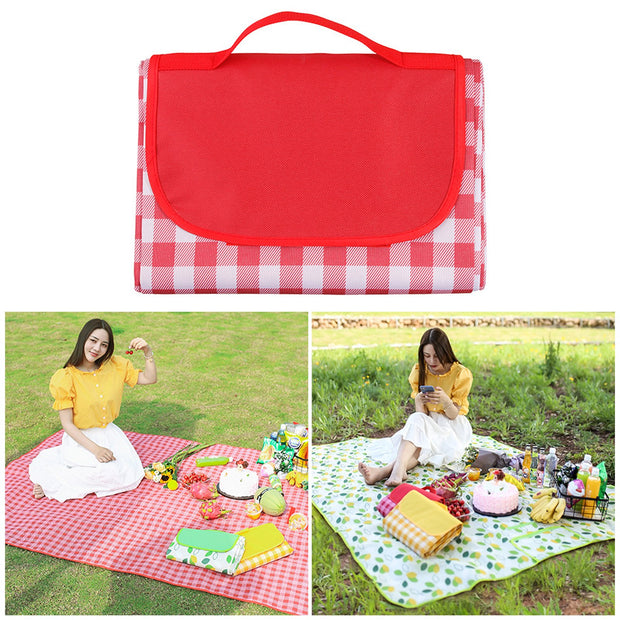 Waterproof Picnic Mat - Portable Folding Check Pattern Blanket for Outdoors and Beach